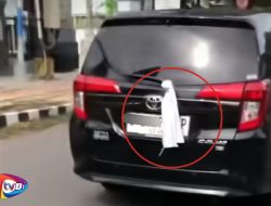 Kain Putih Yang di Ikat ke Mobil Pertanda Darurat, Isyarat Agar Pengguna Jalan Lain Memberi Ruang