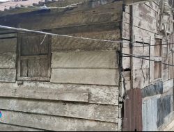 Miris! Rumah Warga Tidak Layak Huni di Banjar XII Terabaikan, Diduga Pemkab Rohil Kinerjanya Makan Tidur