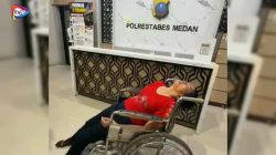 Keluarga Korban Kemalingan Jadi Tersangka Pingsan Depan Pintu Gerbang Polrestabes Medan, Satu Tahun Belum Ada Kepastian Hukum
